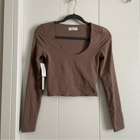 Babaton Tops - Aritzia Babaton Contour Longsleeve